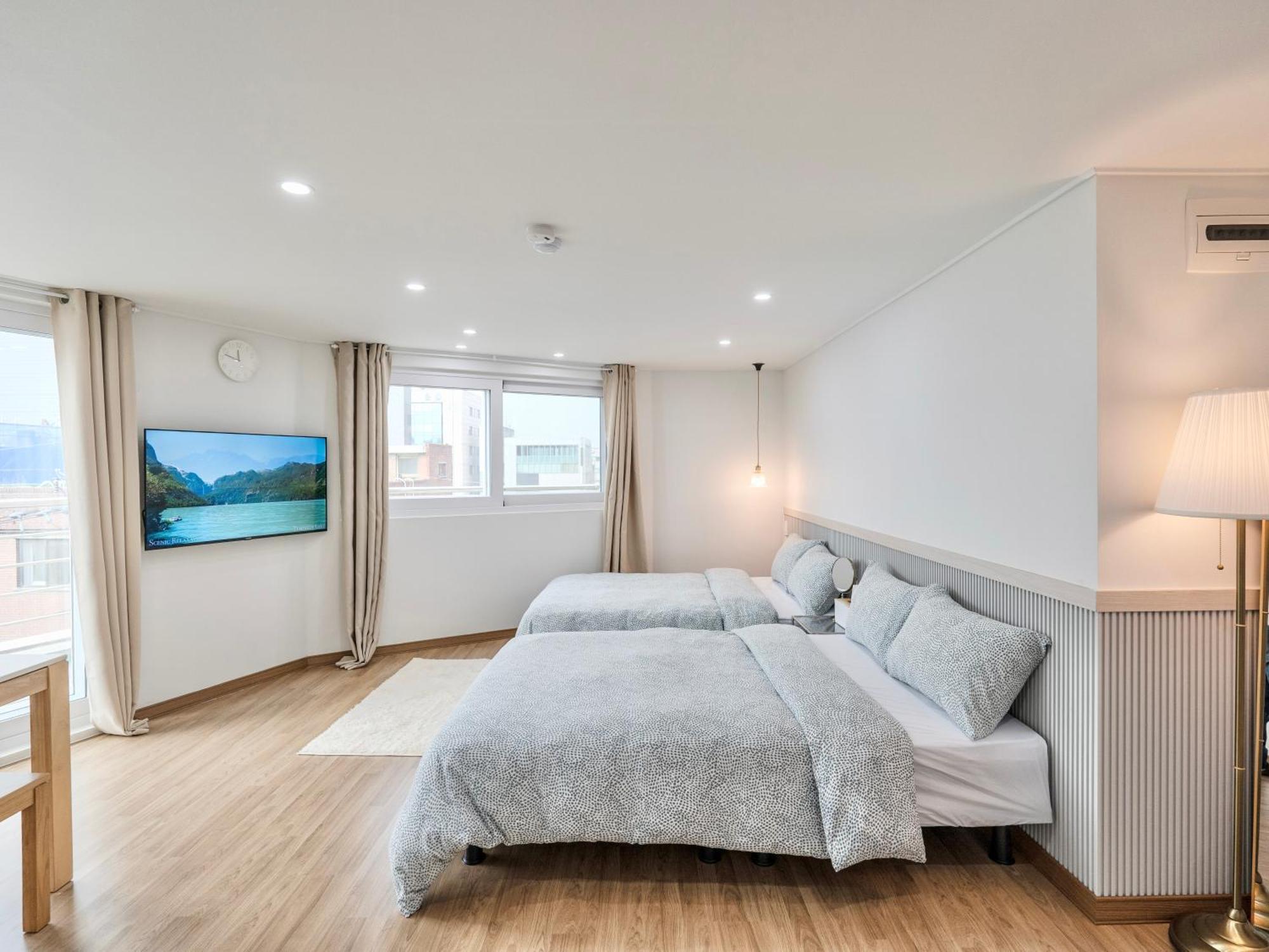 Harmony Stay Seoul Bagian luar foto