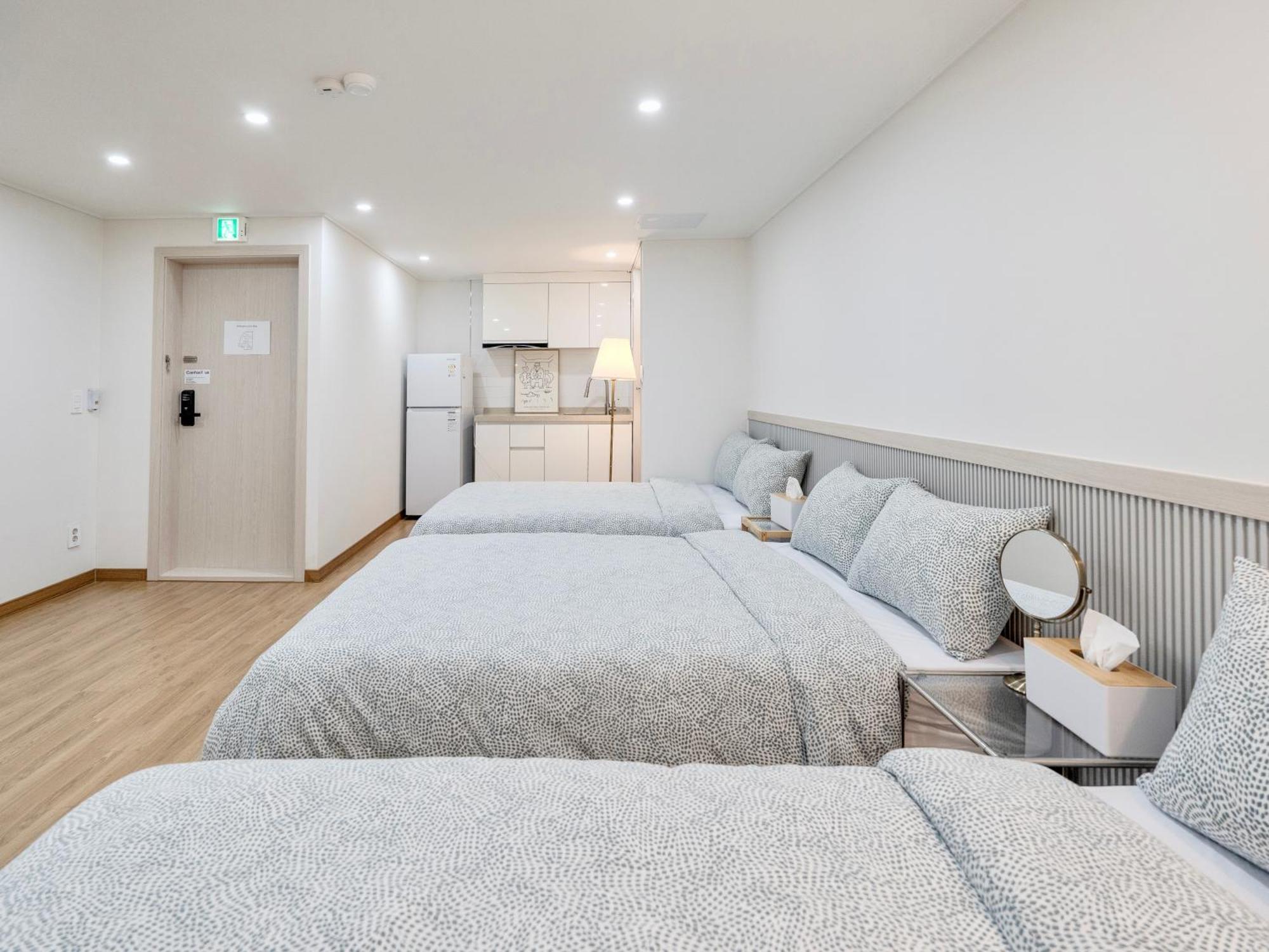 Harmony Stay Seoul Bagian luar foto