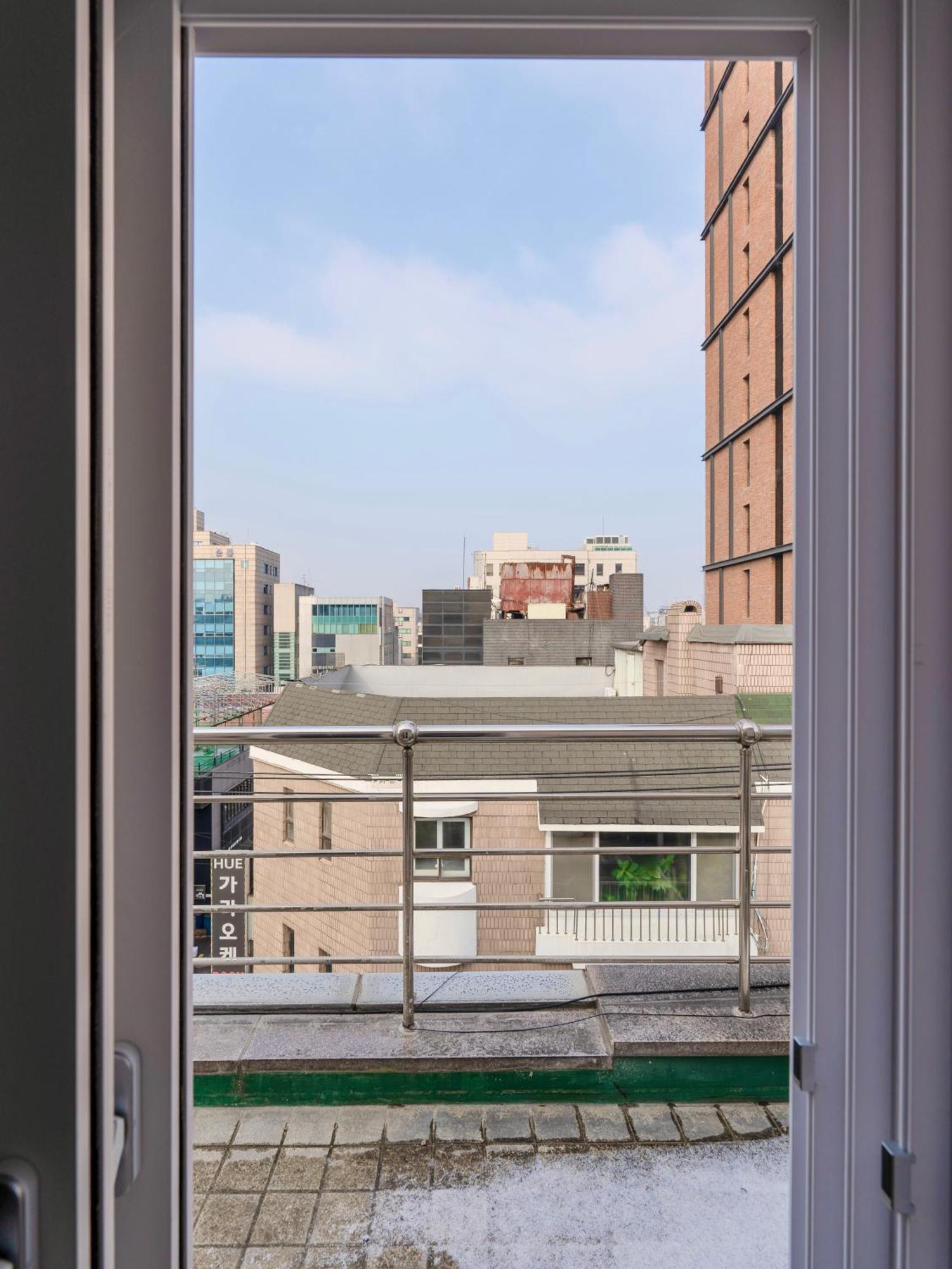 Harmony Stay Seoul Bagian luar foto