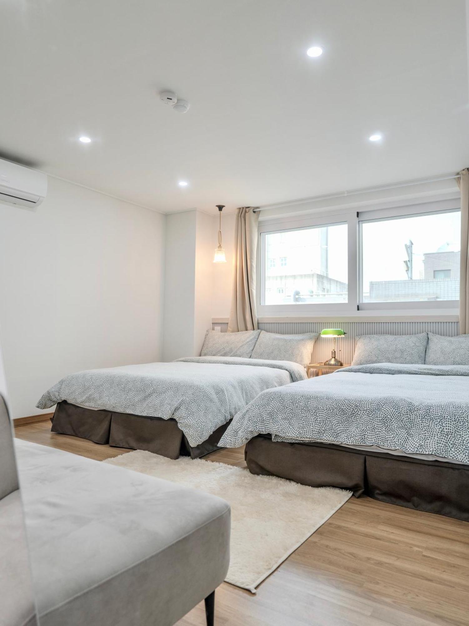 Harmony Stay Seoul Bagian luar foto