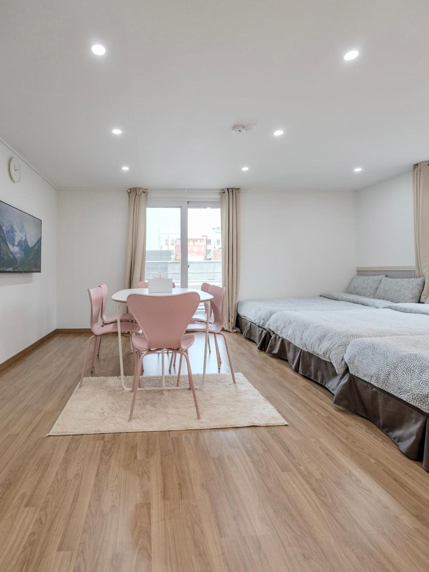 Harmony Stay Seoul Bagian luar foto