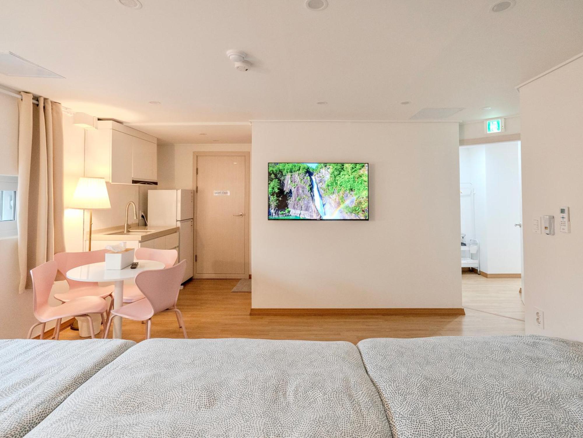 Harmony Stay Seoul Bagian luar foto