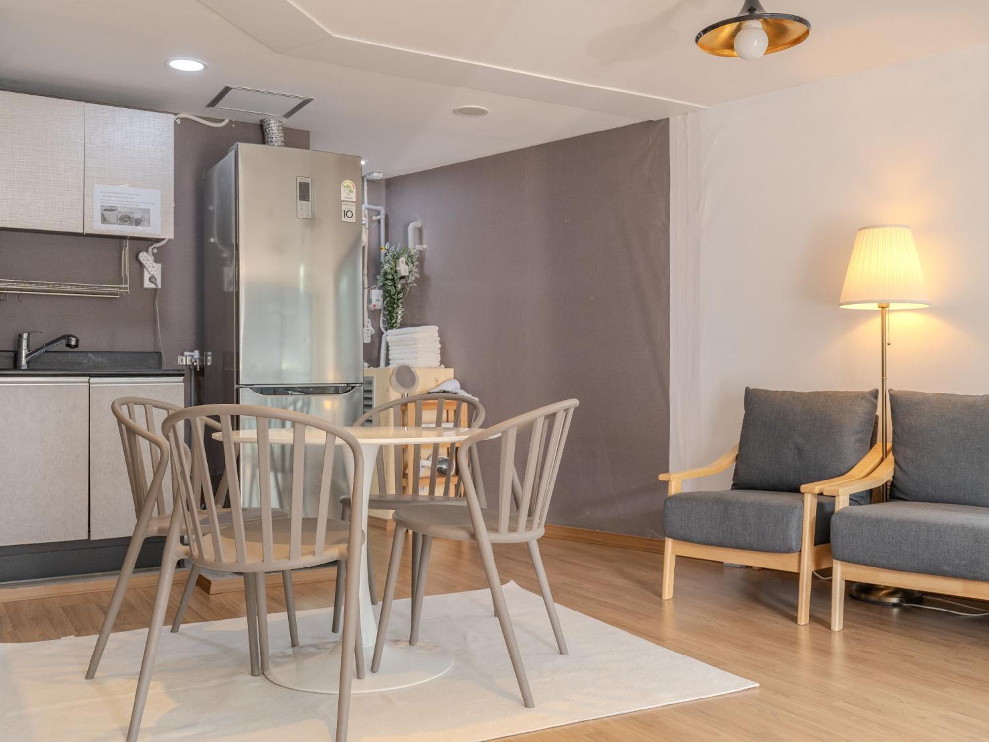 Harmony Stay Seoul Bagian luar foto
